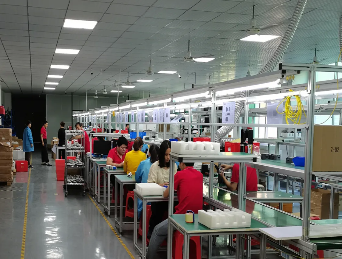 Electronics production floor with assembly stations